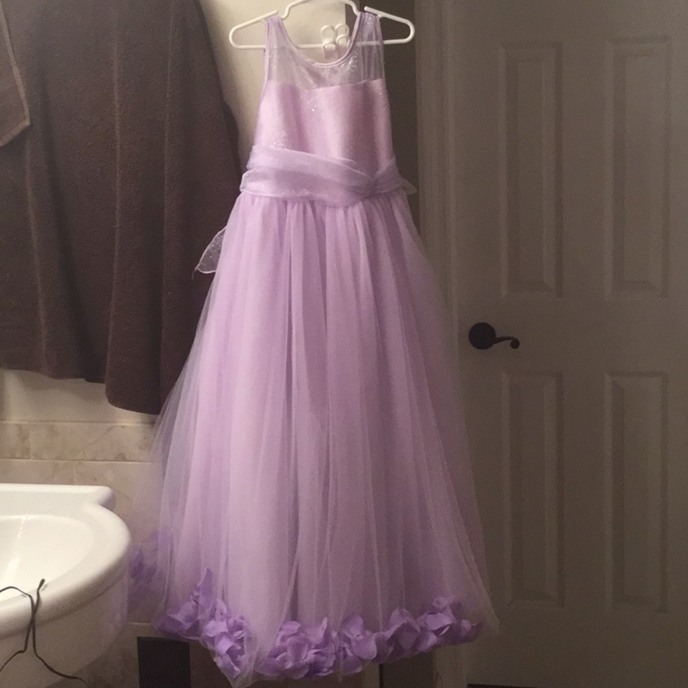 Girls lilac flower fancy dress